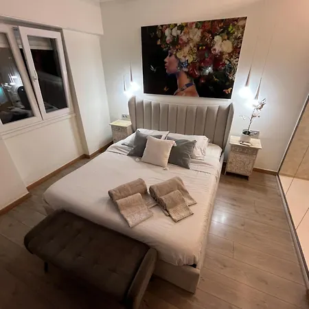 Fantastic And Unique In Center Of Apartament *